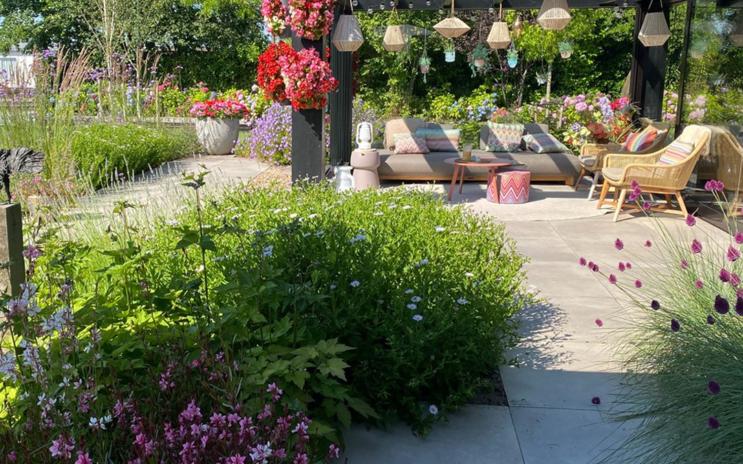 Tuinproject: Villatuin aan het water